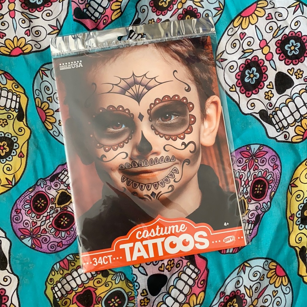Día de los Muertos {Day of the Dead} Costume Face Tattoos 34 Count Made in USA